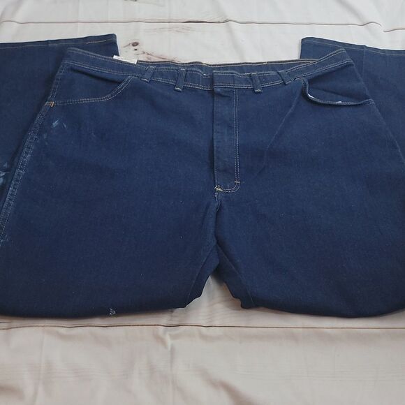 NEW Wrangler Classic Denim Jeans with Factory Irregular Coloring size 44 Waist - Picture 1 of 9